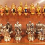 THE ROYAL HOUSE OF BRITAIN HERALDIC CHESS SET Franklin Mint 1982